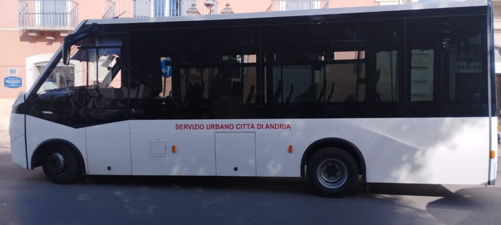 Trasporto pubblico locale è arrivato un nuovo autobus